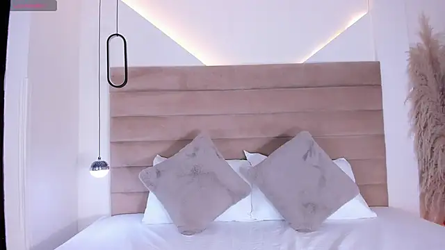 AteneaSweety online show from April 2026 02:32:02 PM