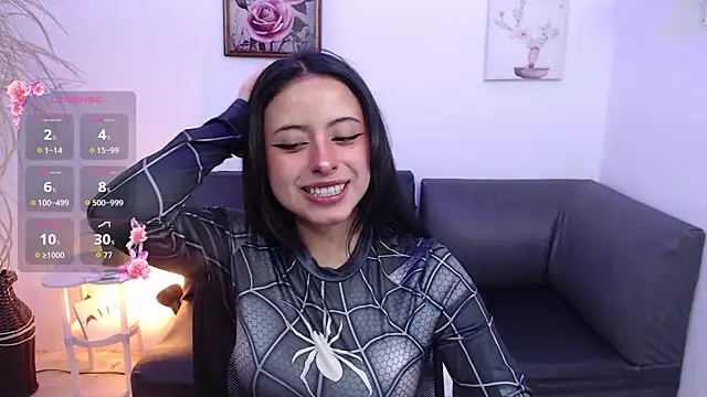 Nina petitte online show from April 2026 12:00:01 PM
