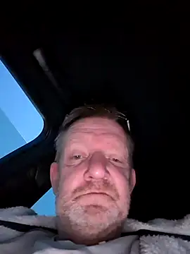 Notiesfuk online show from May 2026 09:32:02 PM