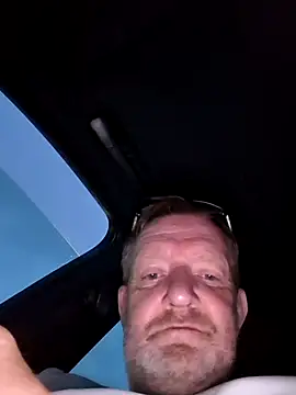 Notiesfuk online show from May 2026 09:31:02 PM