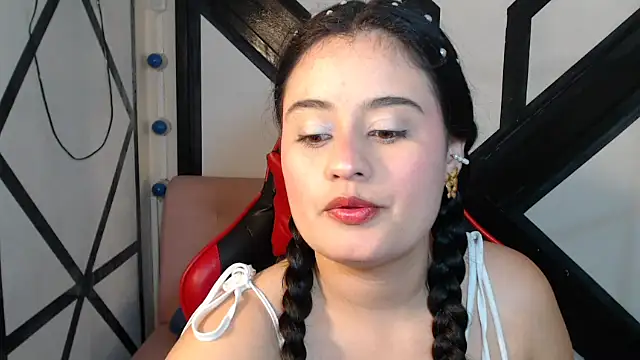 Snapshot of gabriela_tm1 chatting on June 2026 01:00:01 PM gabriela tm1 online show from June 2026 01:00:01 PM