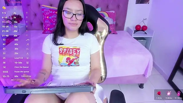 Snapshot of Skay_wish chatting on April 2026 01:39:02 PM Skay wish online show from April 2026 01:39:02 PM