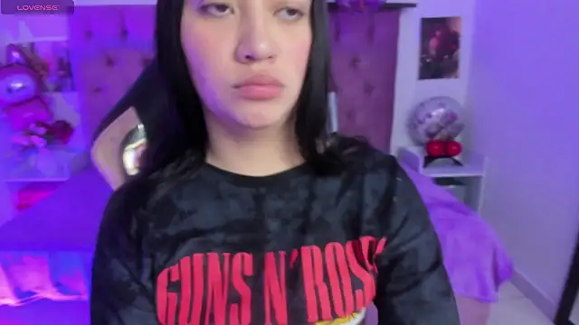 Snapshot of Skay_wish chatting on April 2026 12:28:02 PM Skay wish online show from April 2026 12:28:02 PM