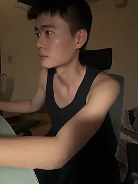Snapshot of CalvinHY chatting on June 2026 04:46:01 PM CalvinHY online show from June 2026 04:46:01 PM