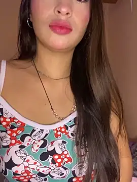 Itze Mua online show from April 2026 11:12:01 AM