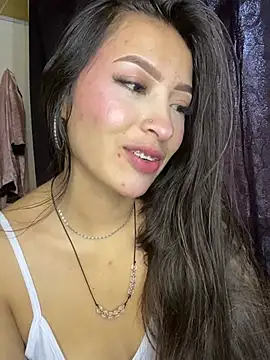 Itze Mua online show from June 2026 09:30:02 PM