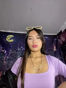 Itze Mua online show from March 2026 03:15:02 AM