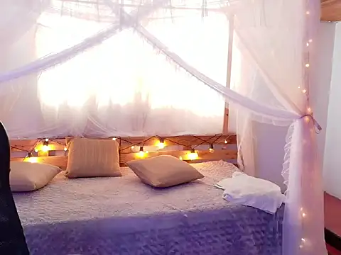 ZoeCute20 online show from April 2026 08:00:01 PM