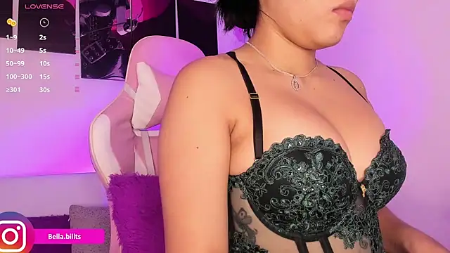Isabellabills online show from May 2026 01:04:02 PM