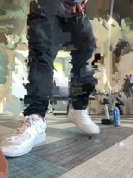 PHAT FTM KLIT87 online show from April 2026 03:30:01 PM