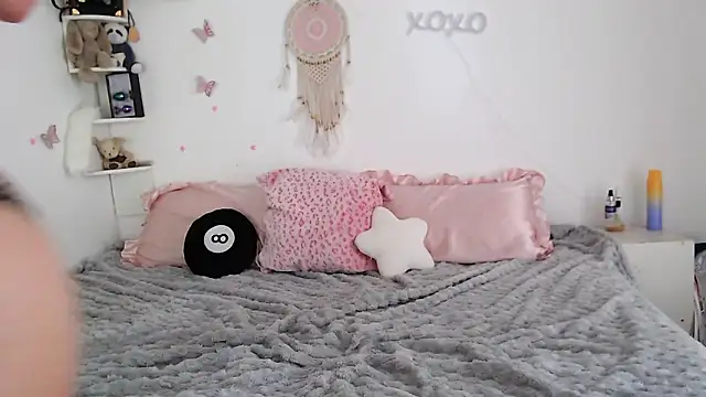 Baby-imi online show from May 2026 12:25:01 AM
