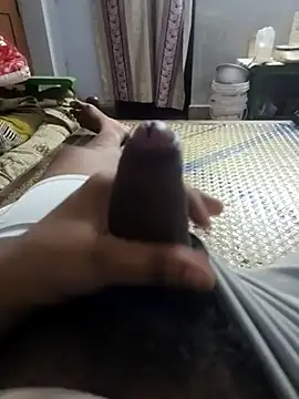 Macha04 online show from April 2026 07:15:01 PM