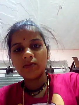 Raveena0990 online show from May 2026 02:58:01 PM