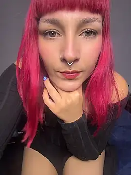 Amelie-RedHoney online show from June 2026 10:41:01 PM