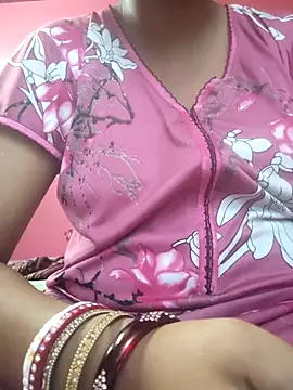 Snapshot of itz-priya chatting on April 2026 11:00:02 AM itz-priya online show from April 2026 11:00:02 AM