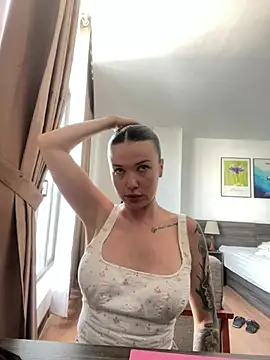 AmeliaLotuss online show from April 2026 07:59:02 AM
