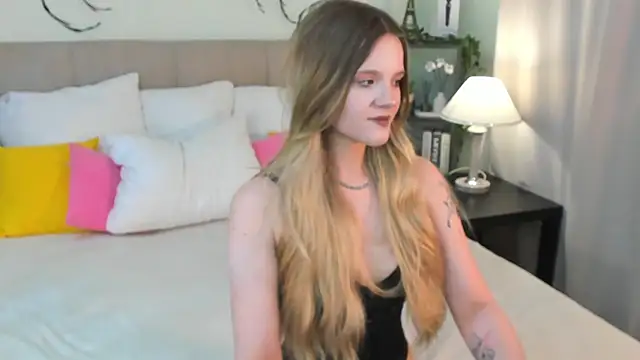 Emma peach online show from April 2026 09:12:01 AM