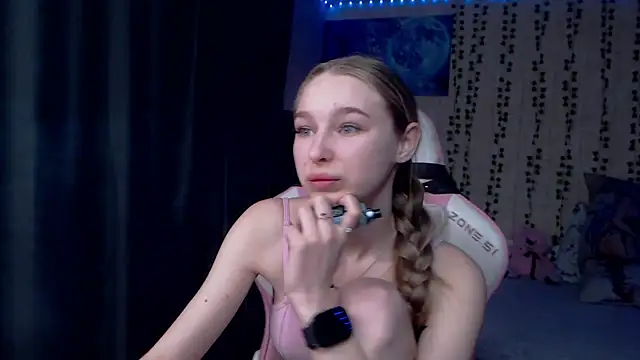 Snapshot of kitsune888 chatting on April 2026 12:56:01 AM kitsune888 online show from April 2026 12:56:01 AM