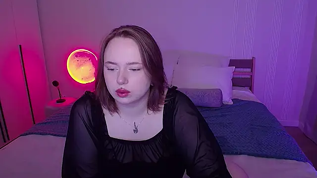 SelenaLily online show from April 2026 02:54:01 PM