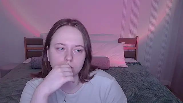 SelenaLily online show from March 2026 12:40:02 PM