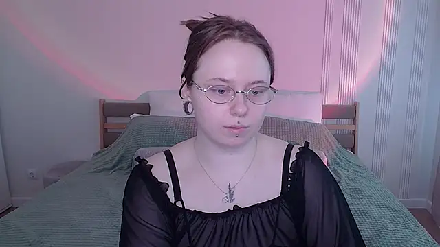 SelenaLily online show from April 2026 02:23:01 PM