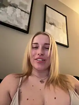 EloiseeUKK online show from March 2026 07:30:01 AM