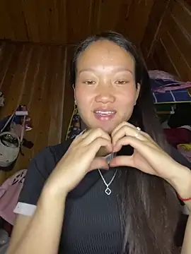 Jolinie online show from March 2026 04:47:02 AM