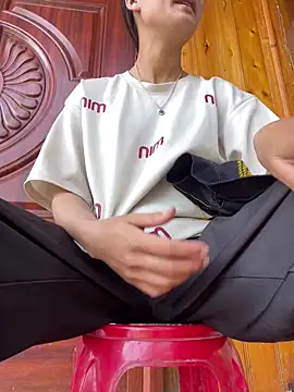 Jolinie online show from April 2026 02:35:01 AM