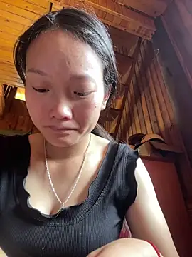 Jolinie online show from April 2026 03:54:01 AM