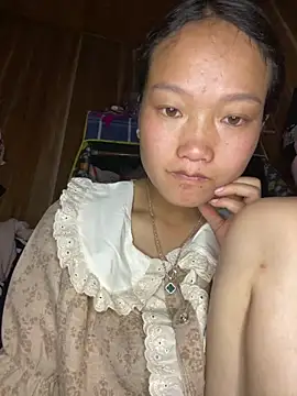 Jolinie online show from April 2026 04:41:02 AM