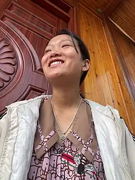 Jolinie online show from April 2026 01:45:01 AM