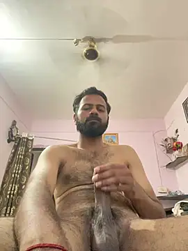 Wildlovee online show from June 2026 12:32:02 PM