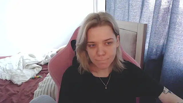TenderChloe online show from May 2026 09:37:01 AM