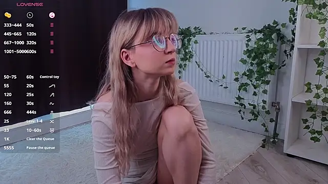 aviaveavii online show from April 2026 02:57:01 PM