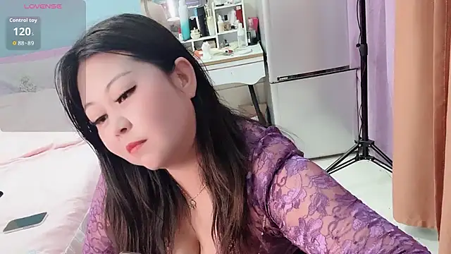 zhenzhen bb online show from April 2026 01:07:01 PM