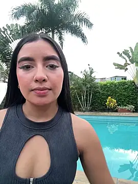 HaileyBiieber online show from April 2026 11:05:01 PM