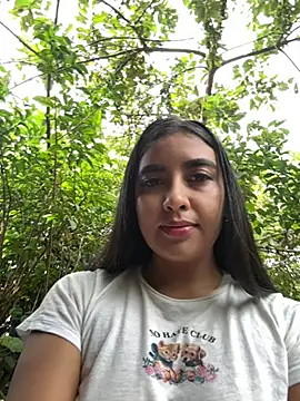 HaileyBiieber online show from April 2026 02:46:02 PM