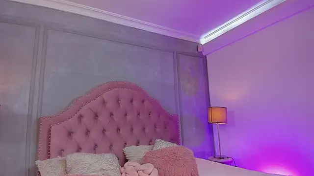 Snapshot of Mia_Culpa chatting on April 2026 01:01:01 PM Mia Culpa online show from April 2026 01:01:01 PM