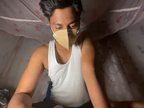 sinner2511 online show from April 2026 08:26:02 PM