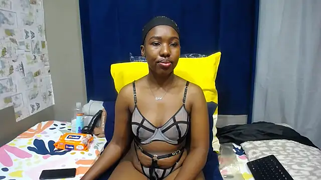 Snapshot of Candylips22 chatting on May 2026 08:58:02 PM Candylips22 online show from May 2026 08:58:02 PM
