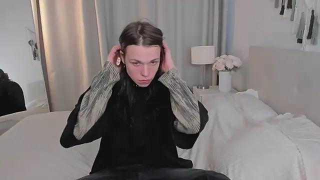 Louis Hayes online show from April 2026 03:29:01 PM