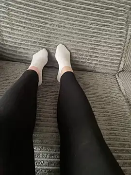 LilouPieds online show from March 2026 03:02:02 PM