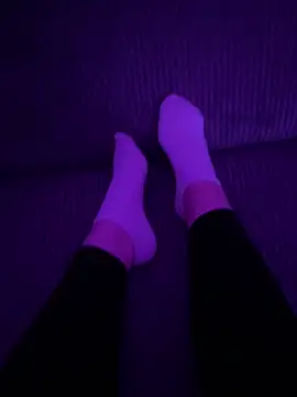 LilouPieds online show from June 2026 09:42:02 PM