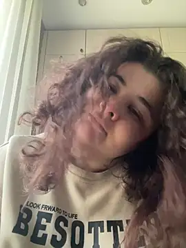 curly elise online show from April 2026 06:36:02 AM