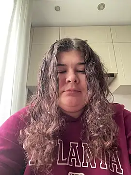 curly elise online show from April 2026 12:39:01 PM