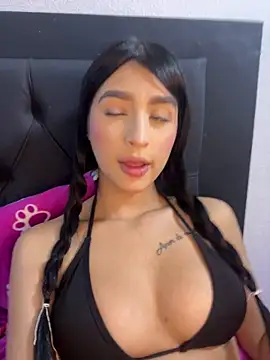 Hannaa blondee online show from April 2026 01:32:02 AM