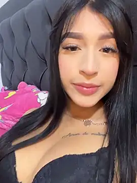 Hannaa blondee online show from March 2026 12:33:01 AM