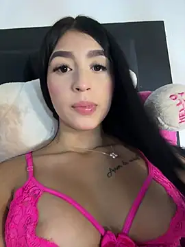 Hannaa blondee online show from May 2026 10:46:01 PM