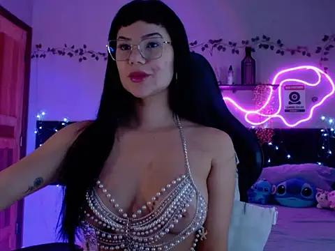 brunettebr online show from April 2026 08:26:01 AM