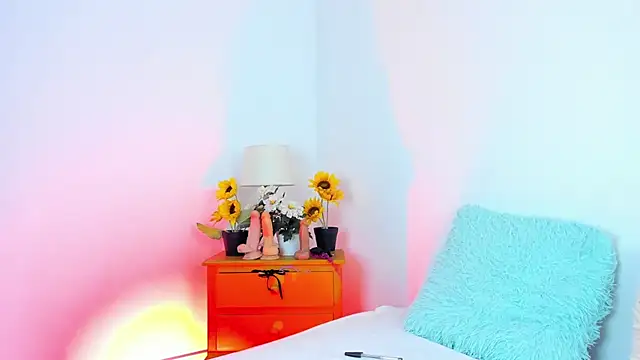 LunaMatr online show from April 2026 02:52:01 AM